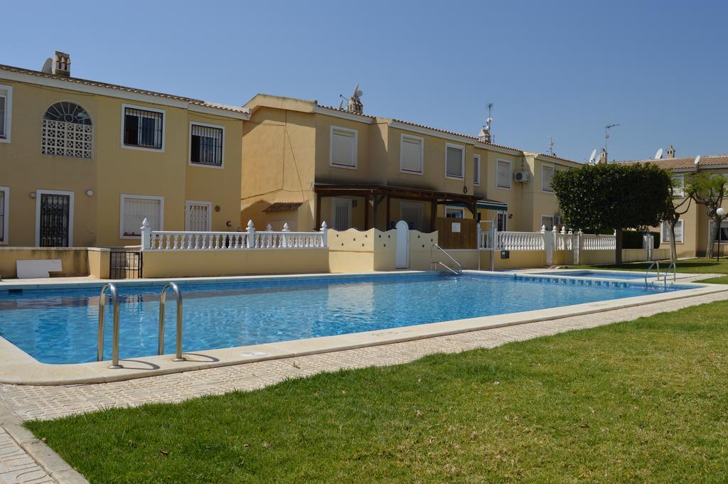 Apartment In Villamartin Экстерьер фото